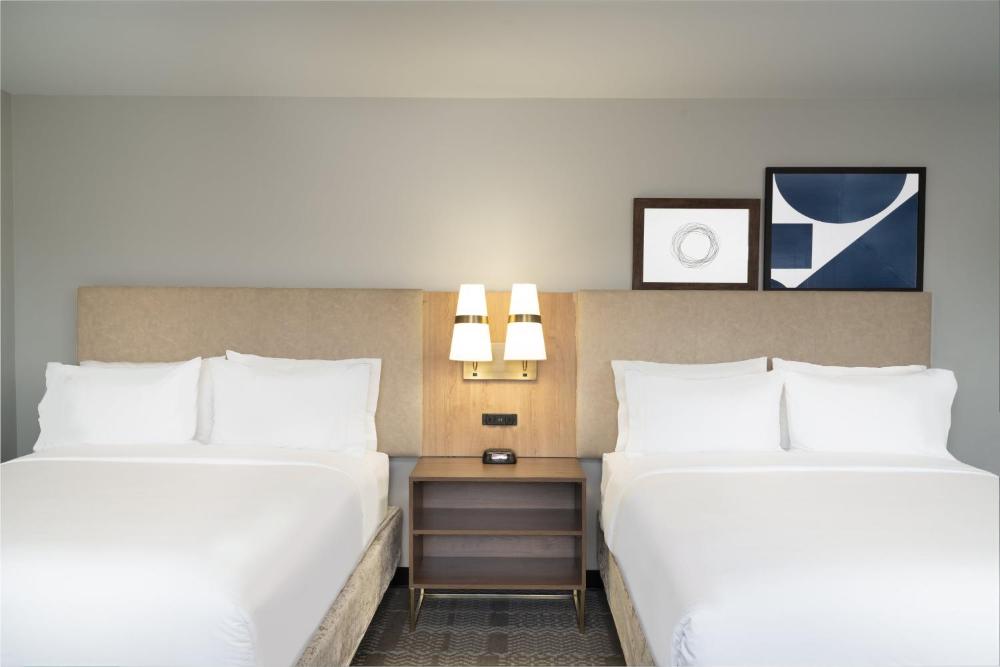 Studio Suite with Two Queen Beds - Non-Smoking interior